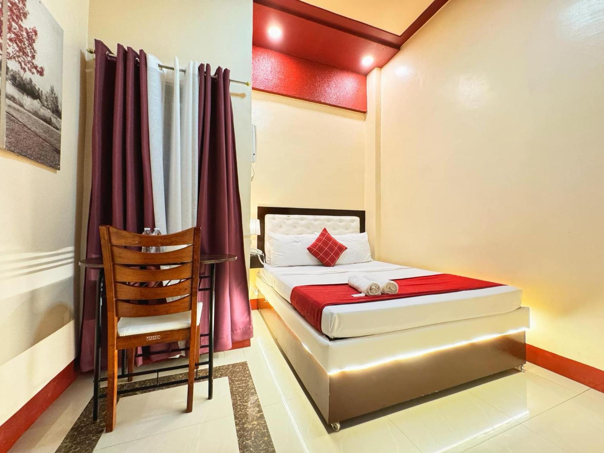 Elizabeth Hotel - Naga Pili  Exterior photo