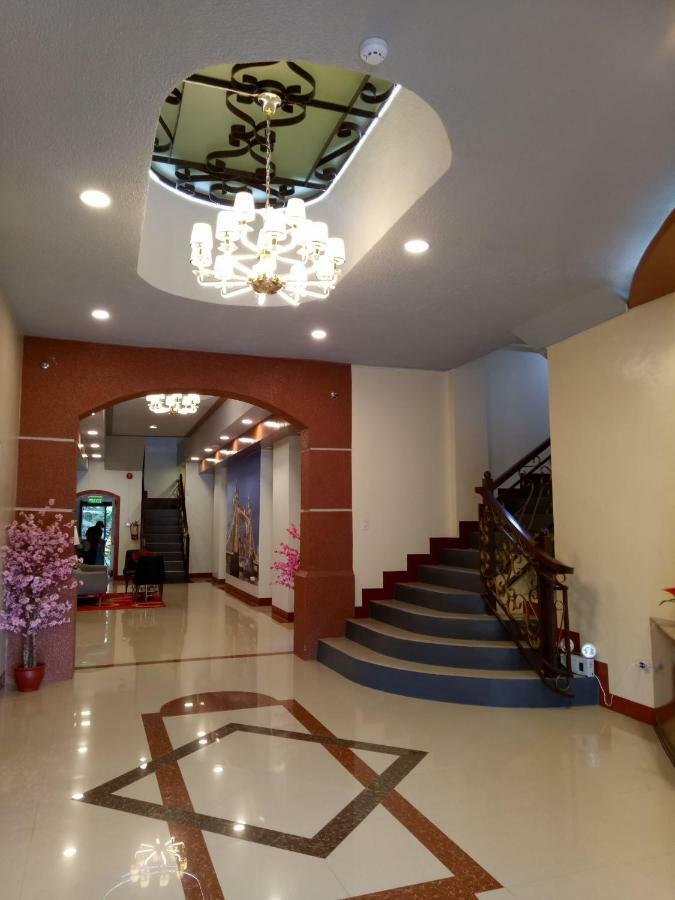 Elizabeth Hotel - Naga Pili  Exterior photo